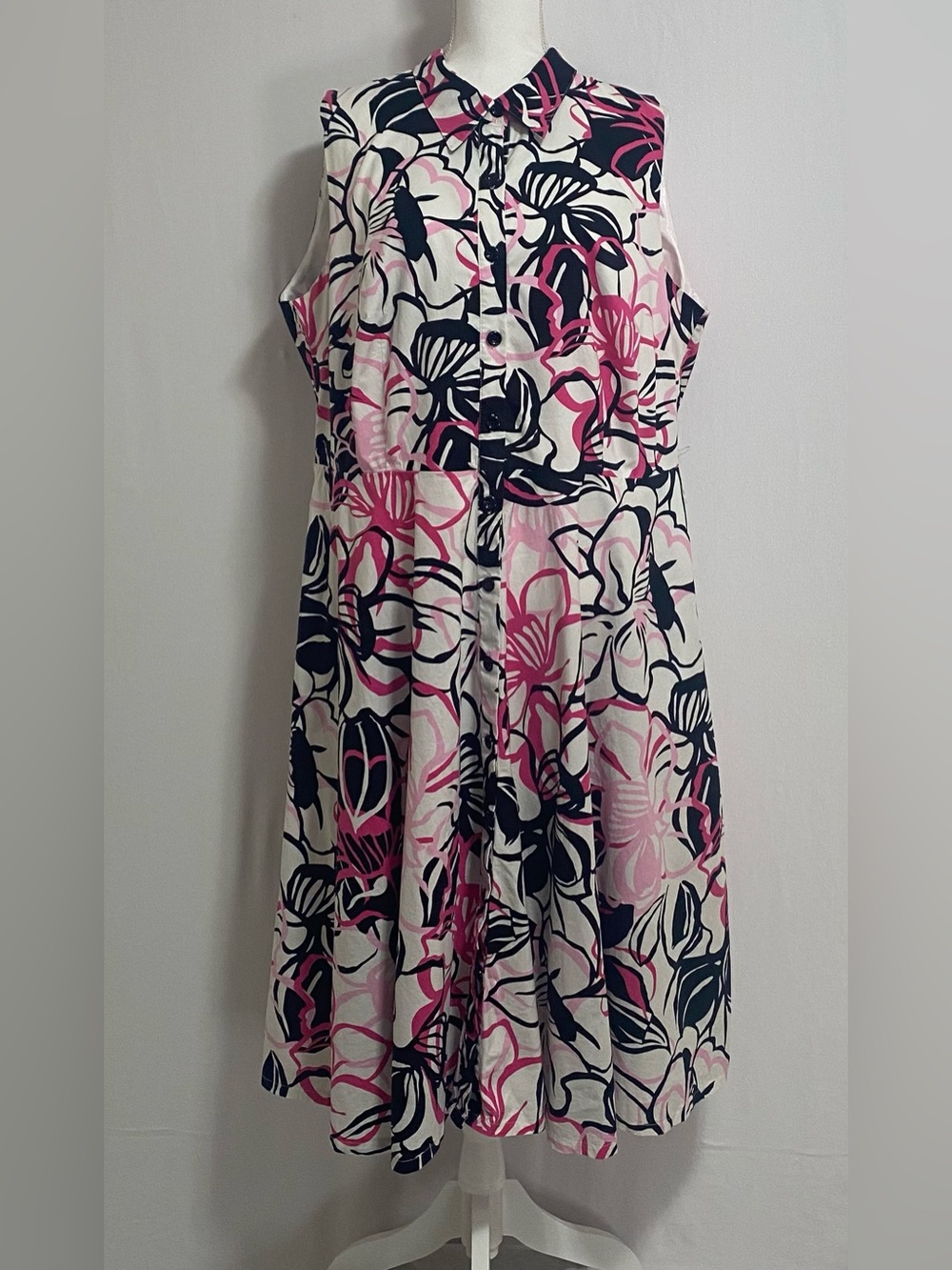 Sleeveless Floral Midi Dress in Cream, Pink & Black